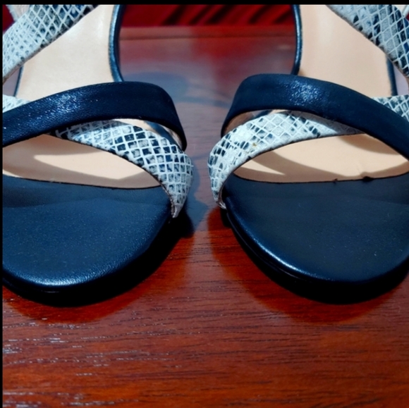 AVAILABLE ONLY IN THE BUNDLE, Fugitive By Francesco Rossi, From Paris, size 37. - Picture 6 of 11